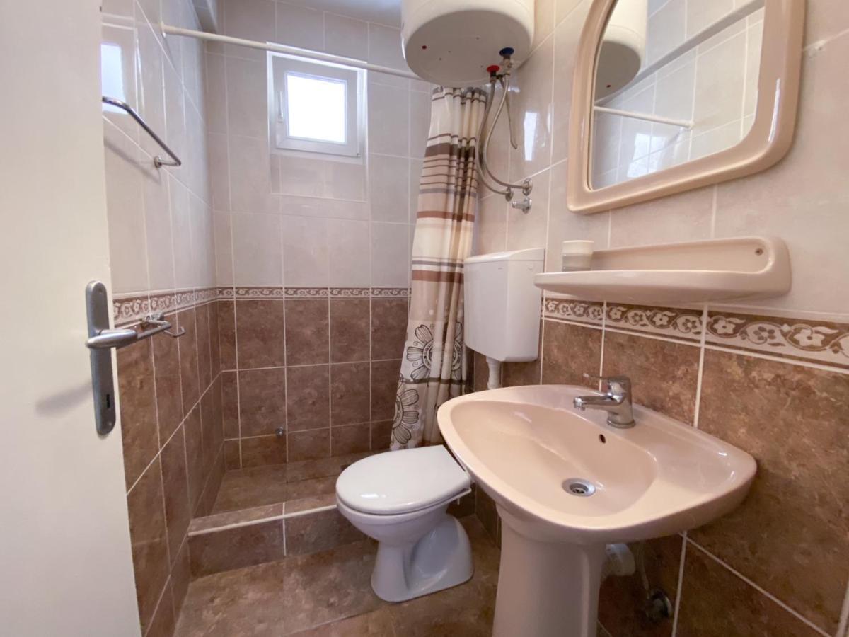 Apartments Krs Medinski Petrovac Екстер'єр фото
