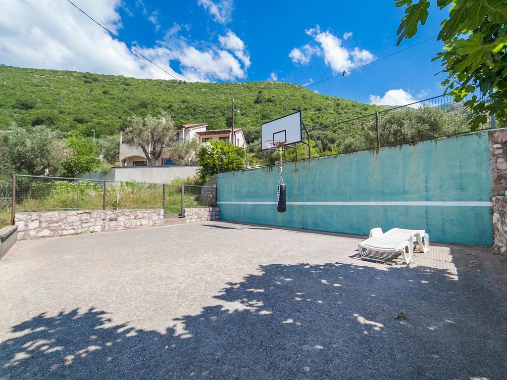 Apartments Krs Medinski Petrovac Екстер'єр фото
