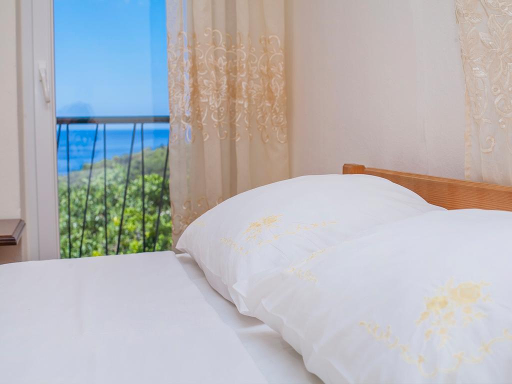 Apartments Krs Medinski Petrovac Екстер'єр фото