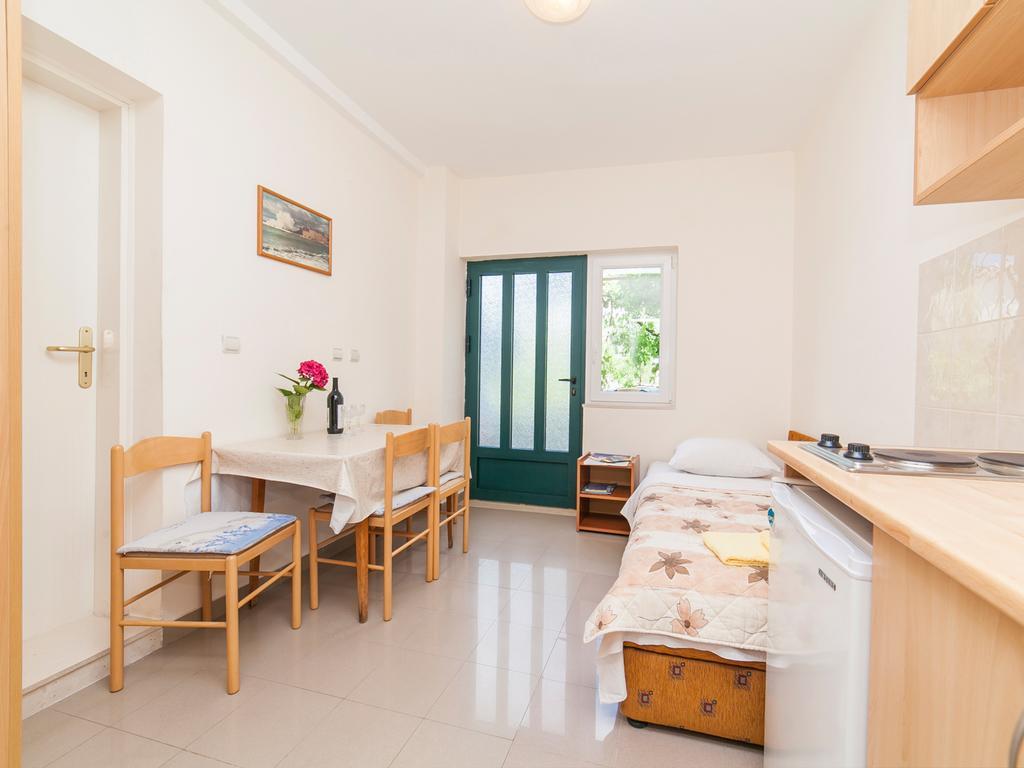 Apartments Krs Medinski Petrovac Екстер'єр фото
