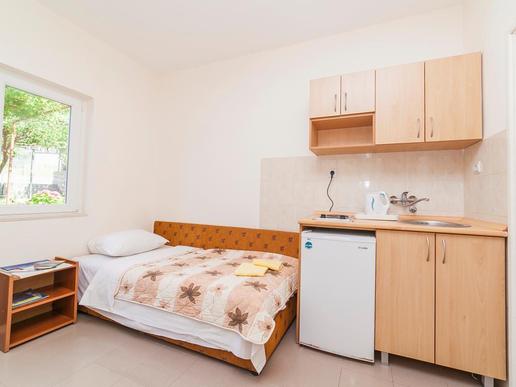 Apartments Krs Medinski Petrovac Екстер'єр фото