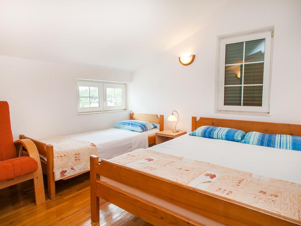 Apartments Krs Medinski Petrovac Екстер'єр фото