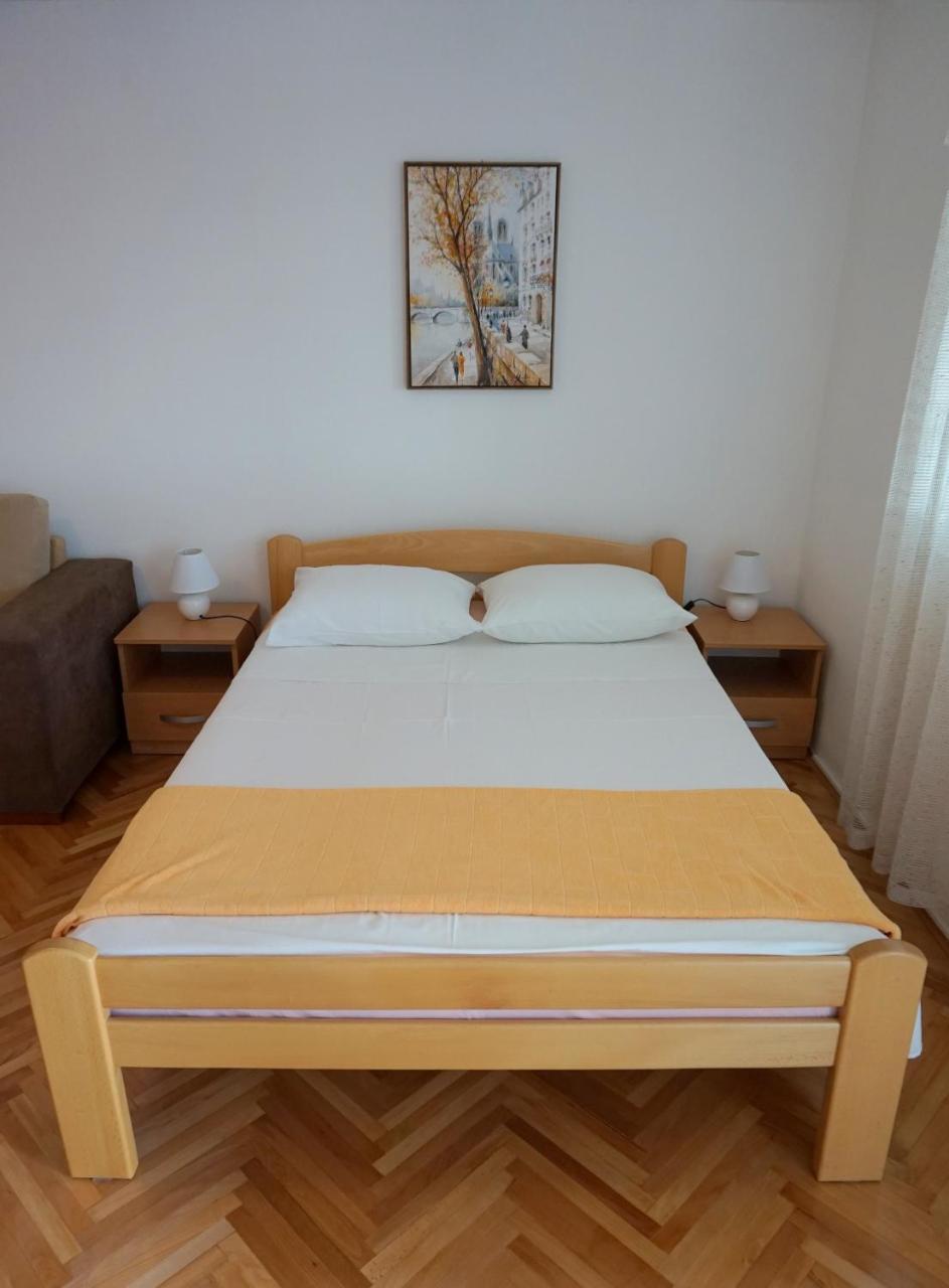 Apartments Krs Medinski Petrovac Екстер'єр фото